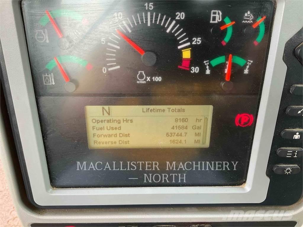 CAT 150 AWD معدات تمهيد الطرق