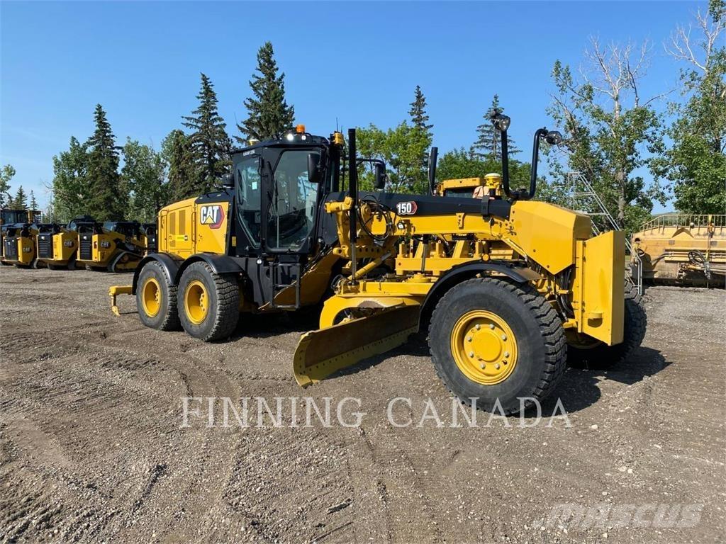 CAT 150 AWD معدات تمهيد الطرق