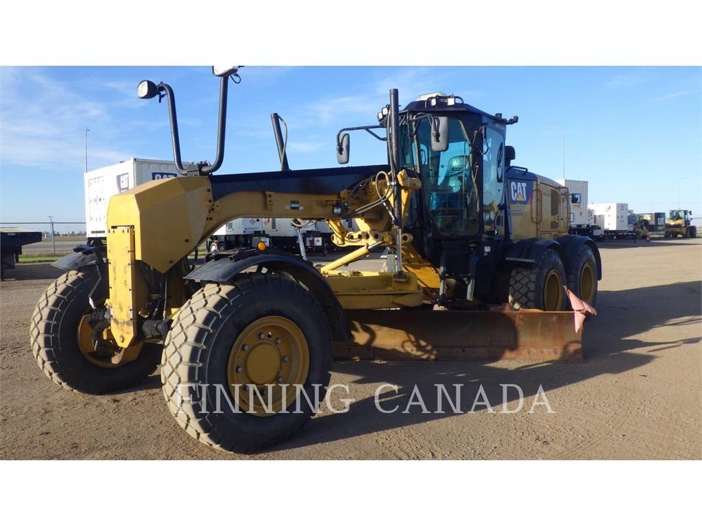 CAT 160-15 AWD معدات تمهيد الطرق