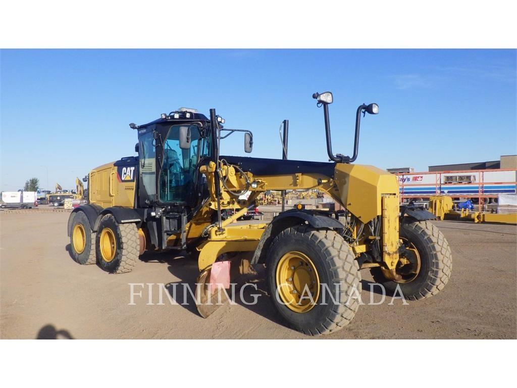 CAT 160-15 AWD معدات تمهيد الطرق