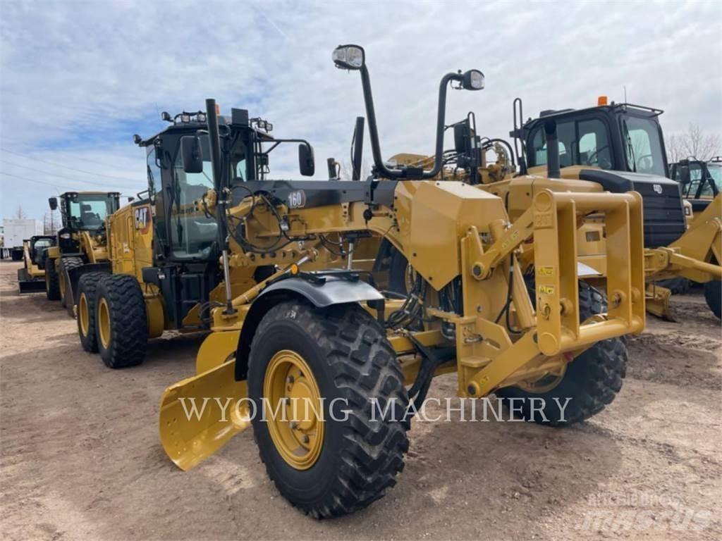 CAT 160 AWD معدات تمهيد الطرق