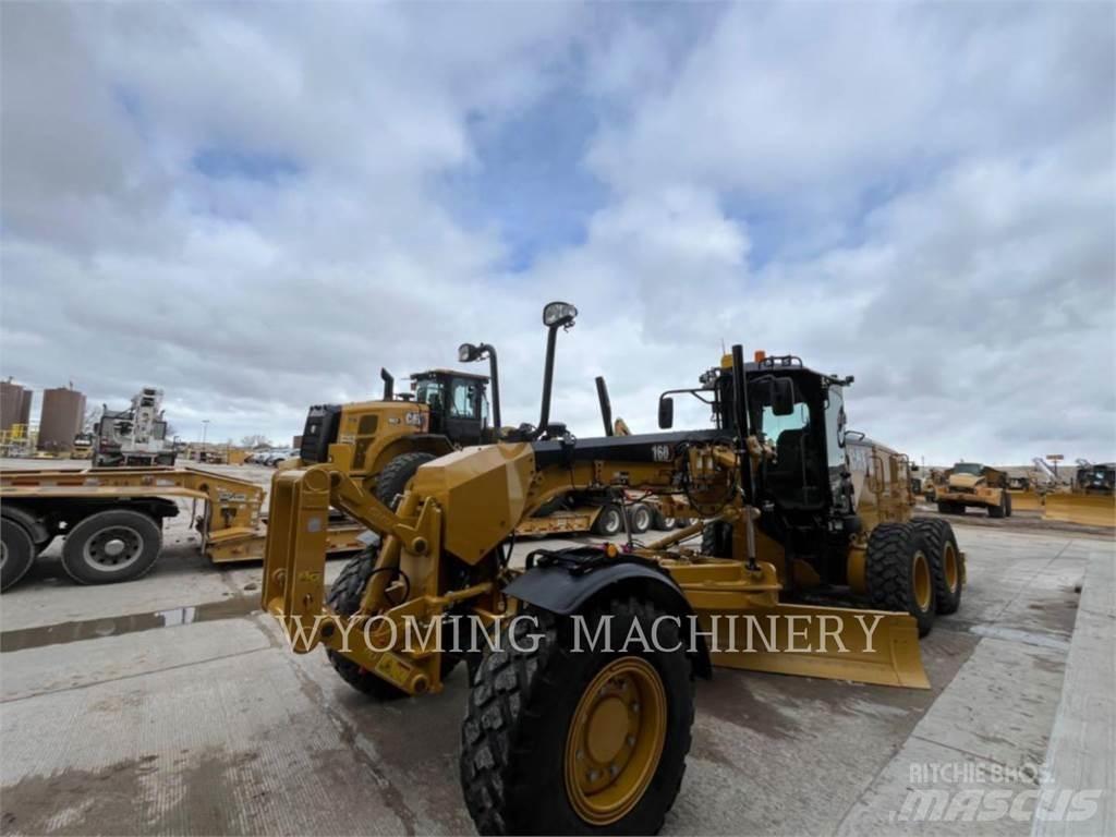 CAT 160 AWD معدات تمهيد الطرق