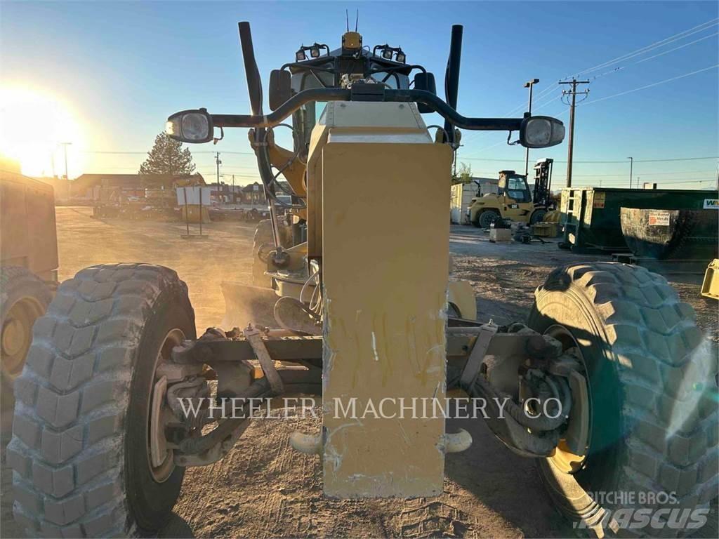 CAT 160 AWD معدات تمهيد الطرق