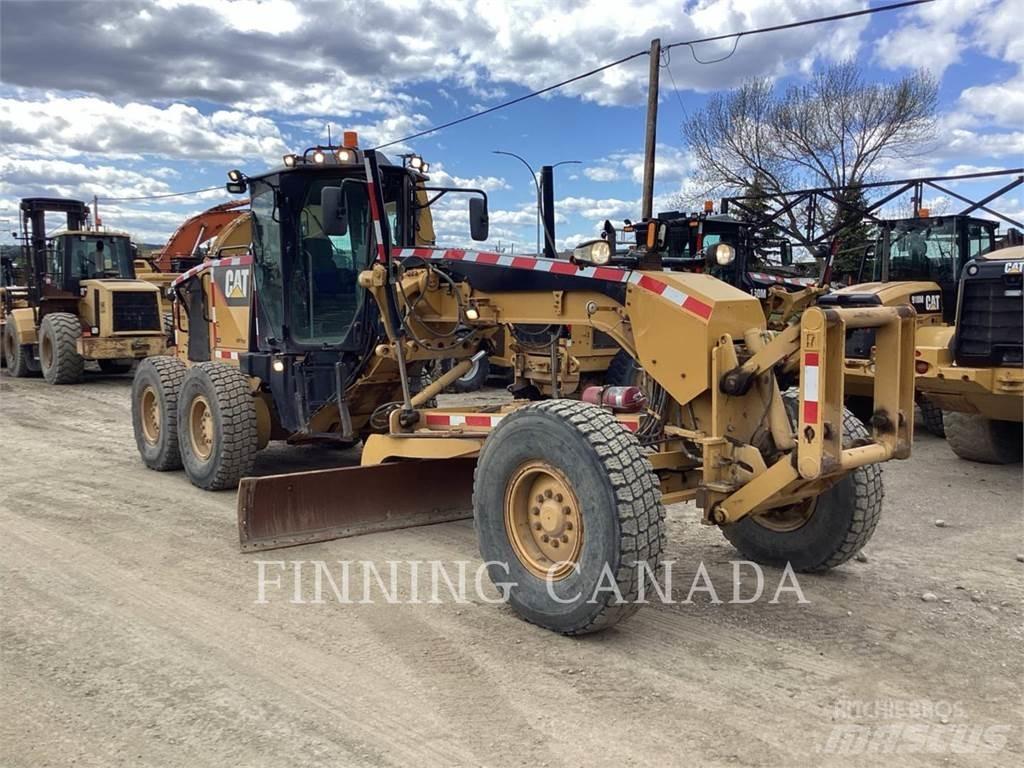 CAT 160M معدات تمهيد الطرق