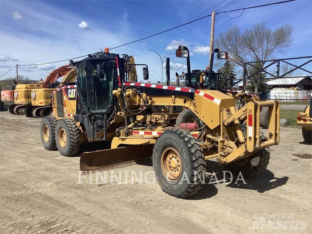 CAT 160M معدات تمهيد الطرق