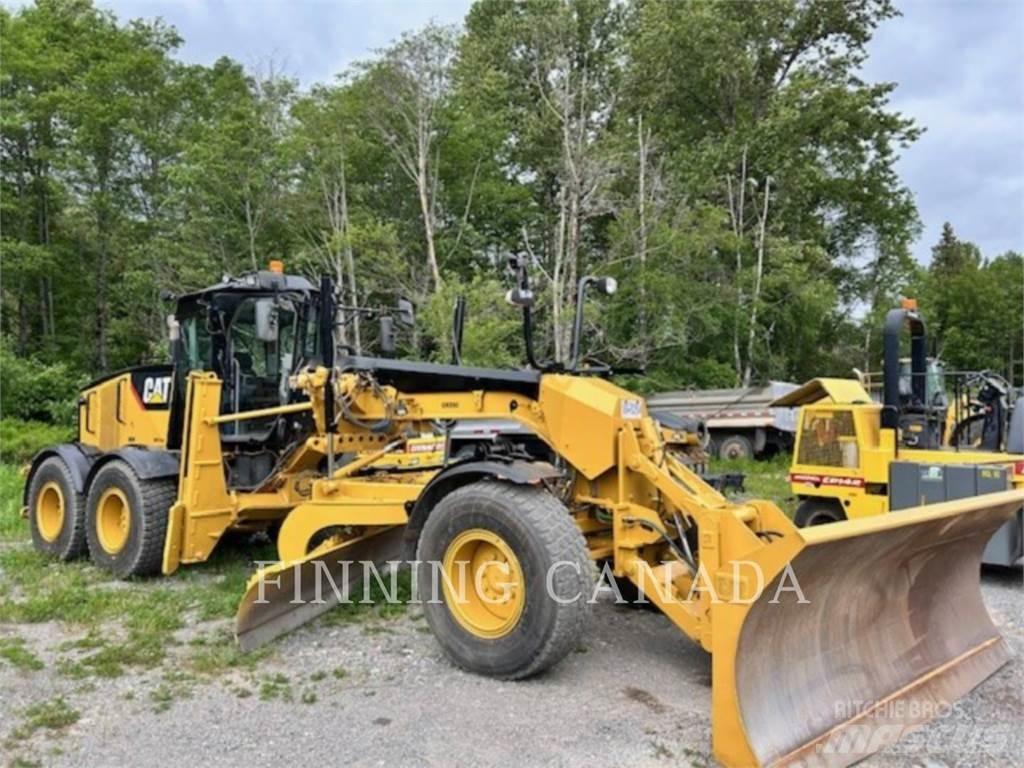 CAT 160M معدات تمهيد الطرق