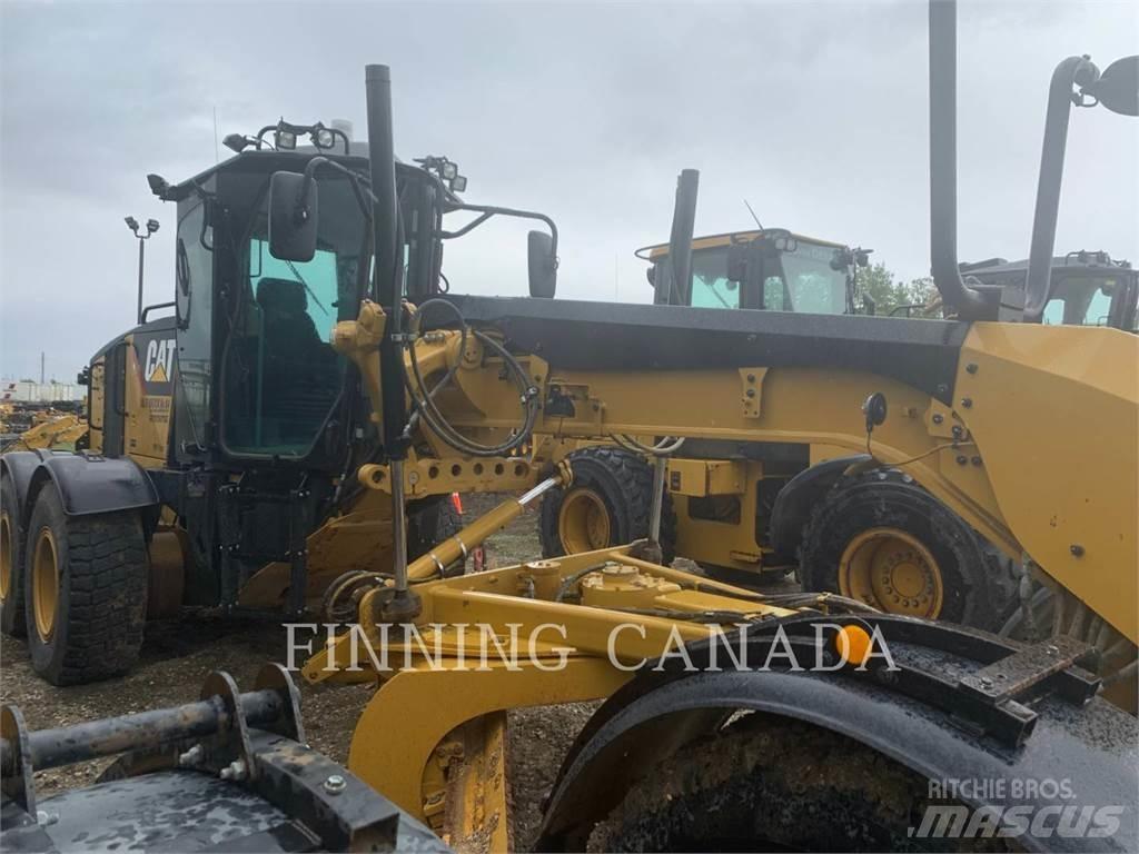 CAT 160M AWD معدات تمهيد الطرق
