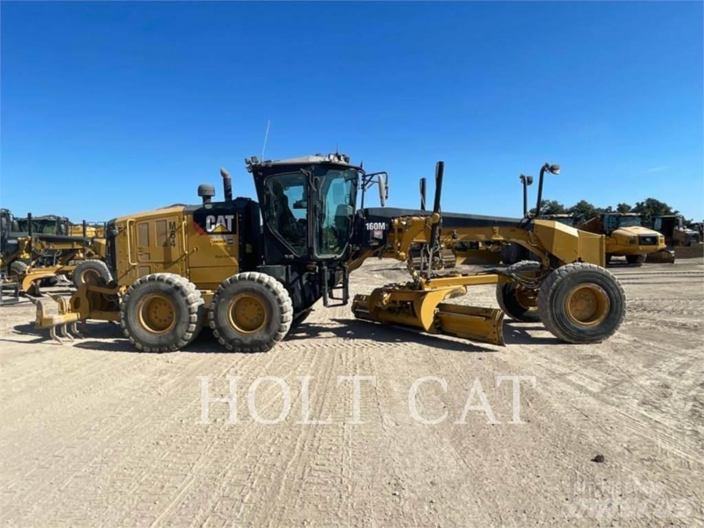 CAT 160M3 معدات تمهيد الطرق