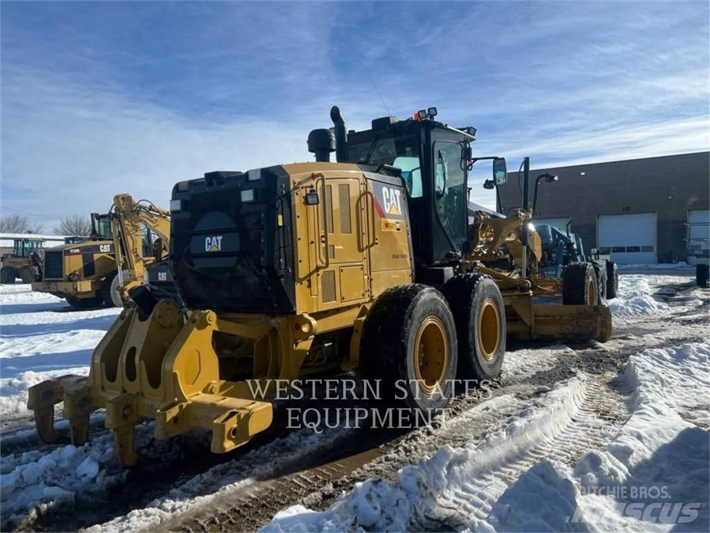 CAT 160M3 معدات تمهيد الطرق