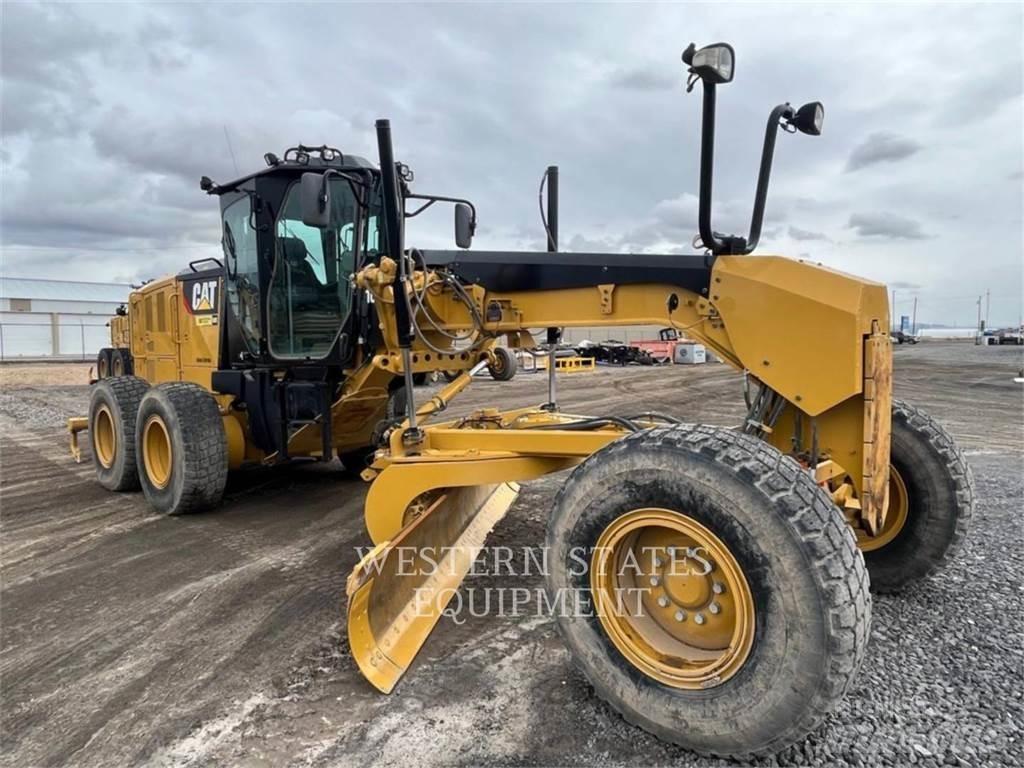 CAT 160M3 معدات تمهيد الطرق