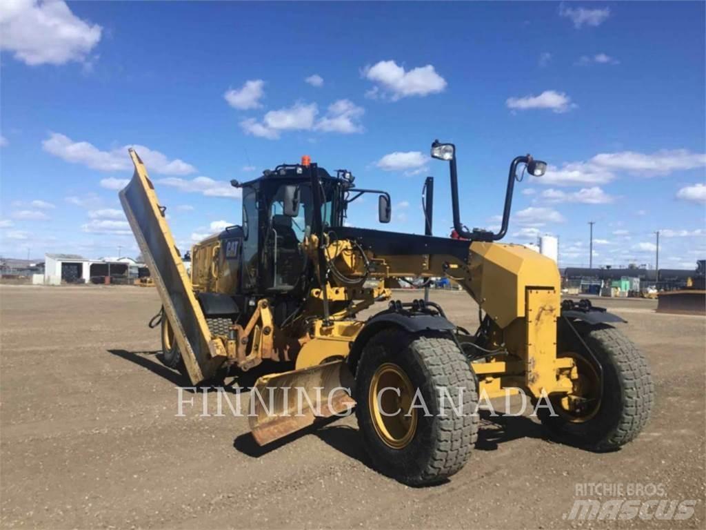 CAT 160M3 معدات تمهيد الطرق