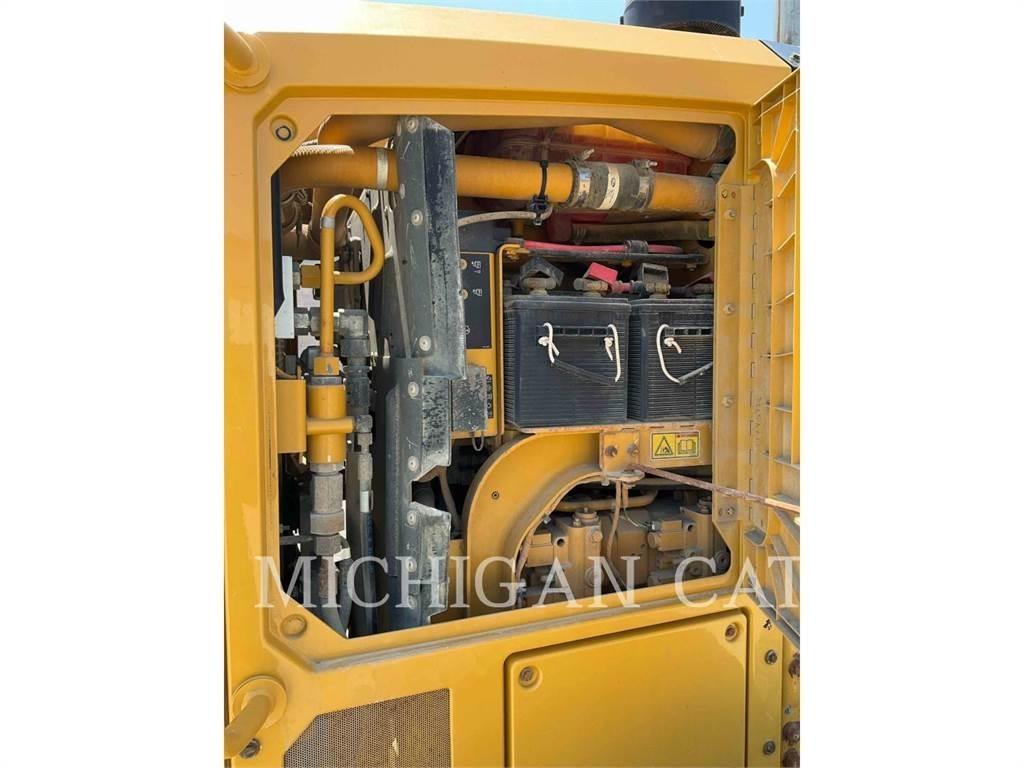 CAT 160M3 AWD معدات تمهيد الطرق