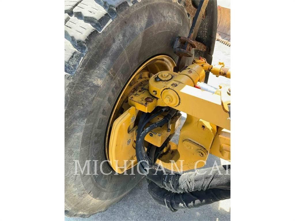 CAT 160M3 AWD معدات تمهيد الطرق