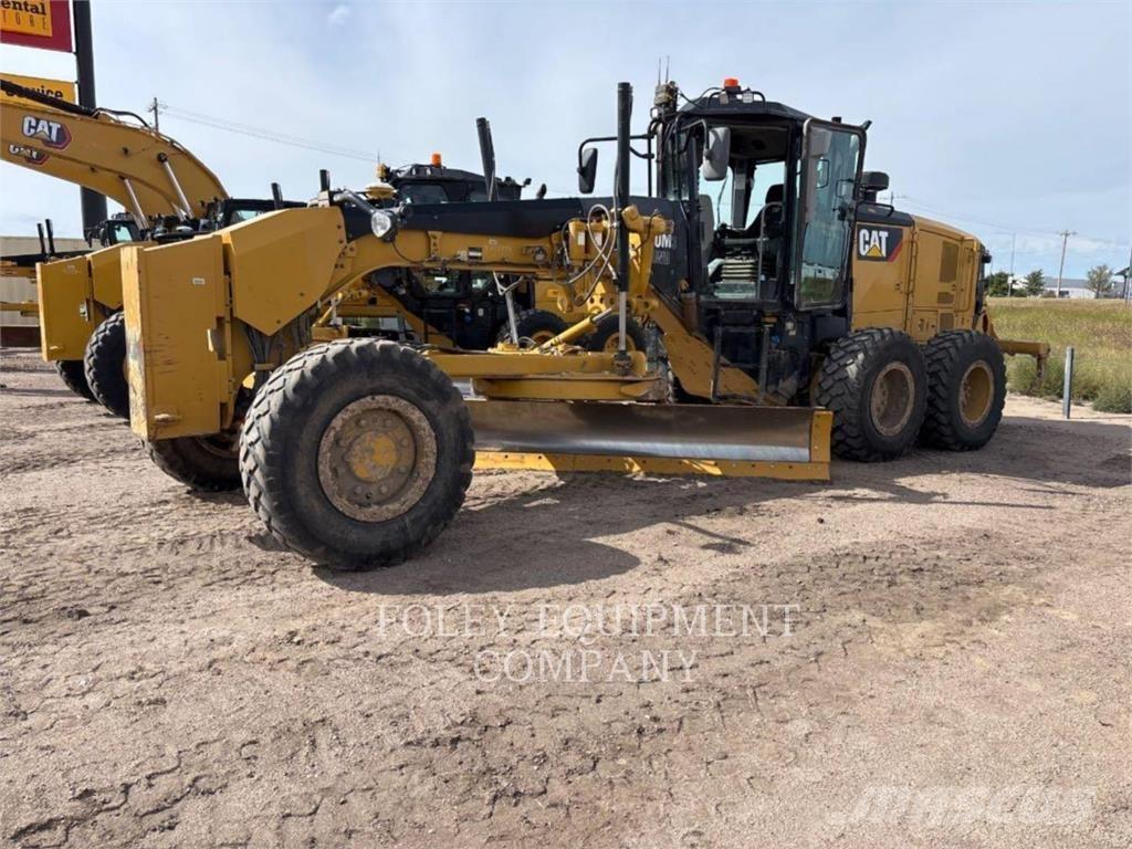 CAT 160M3AWI معدات تمهيد الطرق