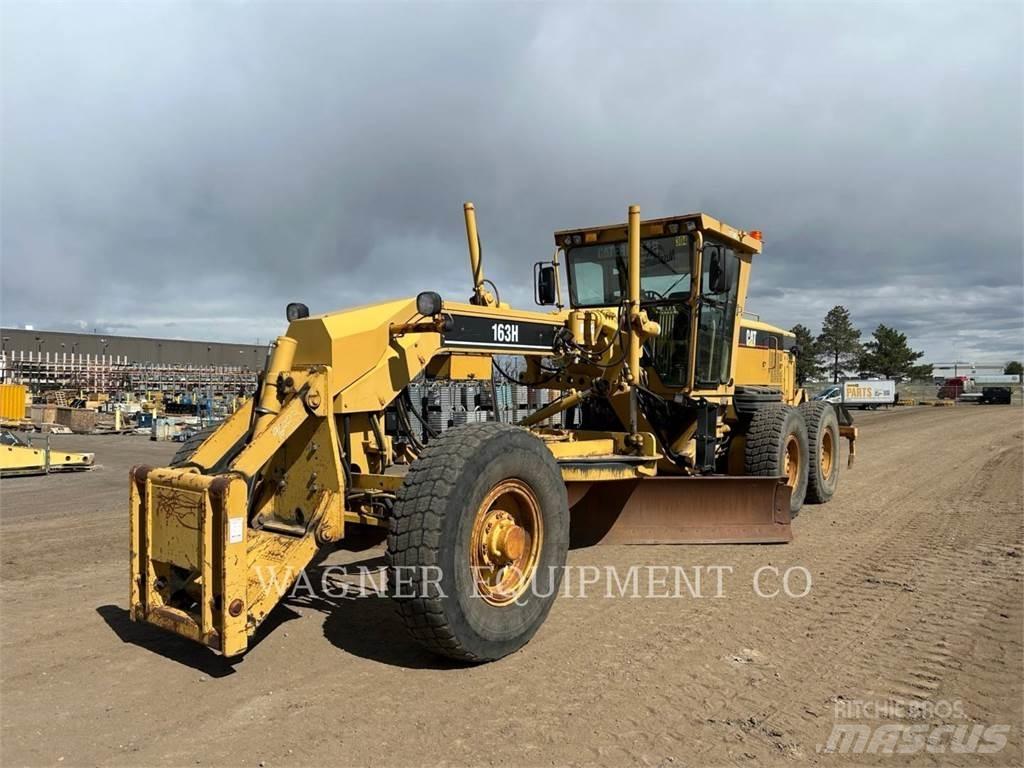CAT 163H AWD معدات تمهيد الطرق