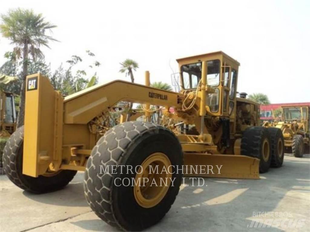 CAT 16G معدات تمهيد الطرق