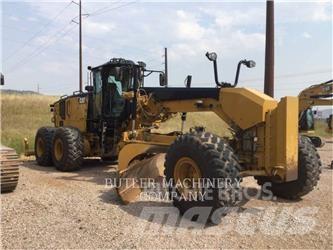 CAT 18 M3 معدات تمهيد الطرق