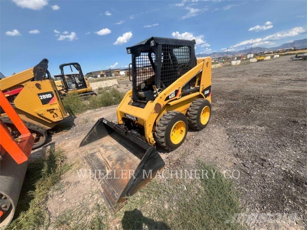 CAT 226B3 C3 لوادر انزلاقية التوجيه
