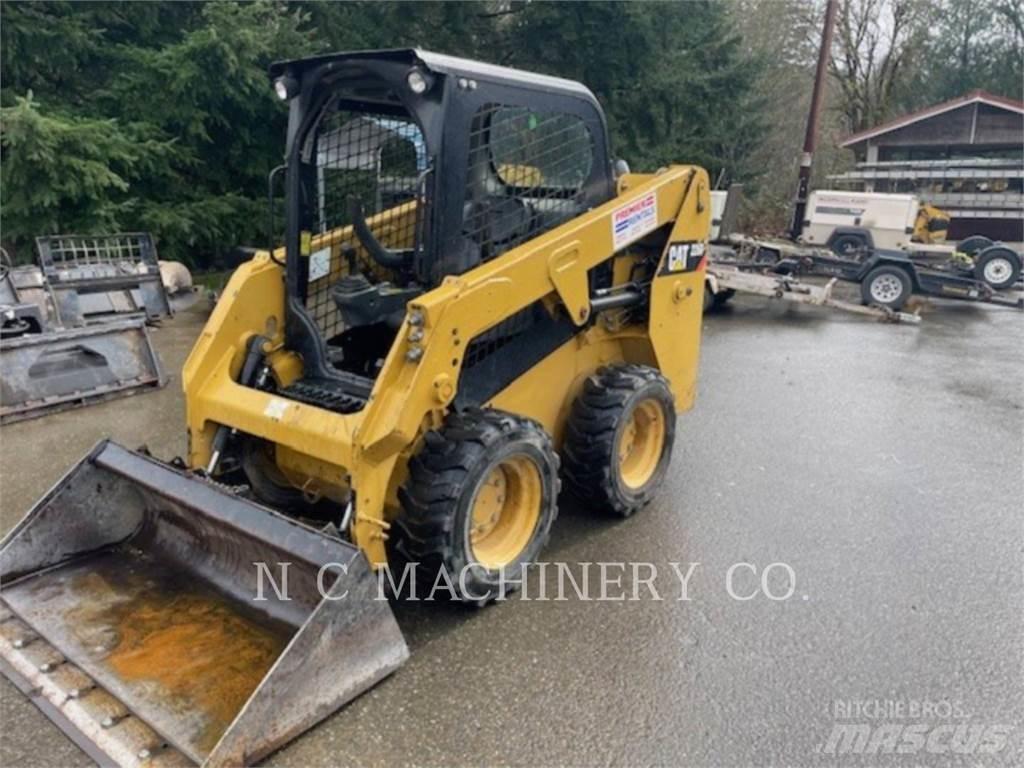 CAT 226D H1CN لوادر انزلاقية التوجيه