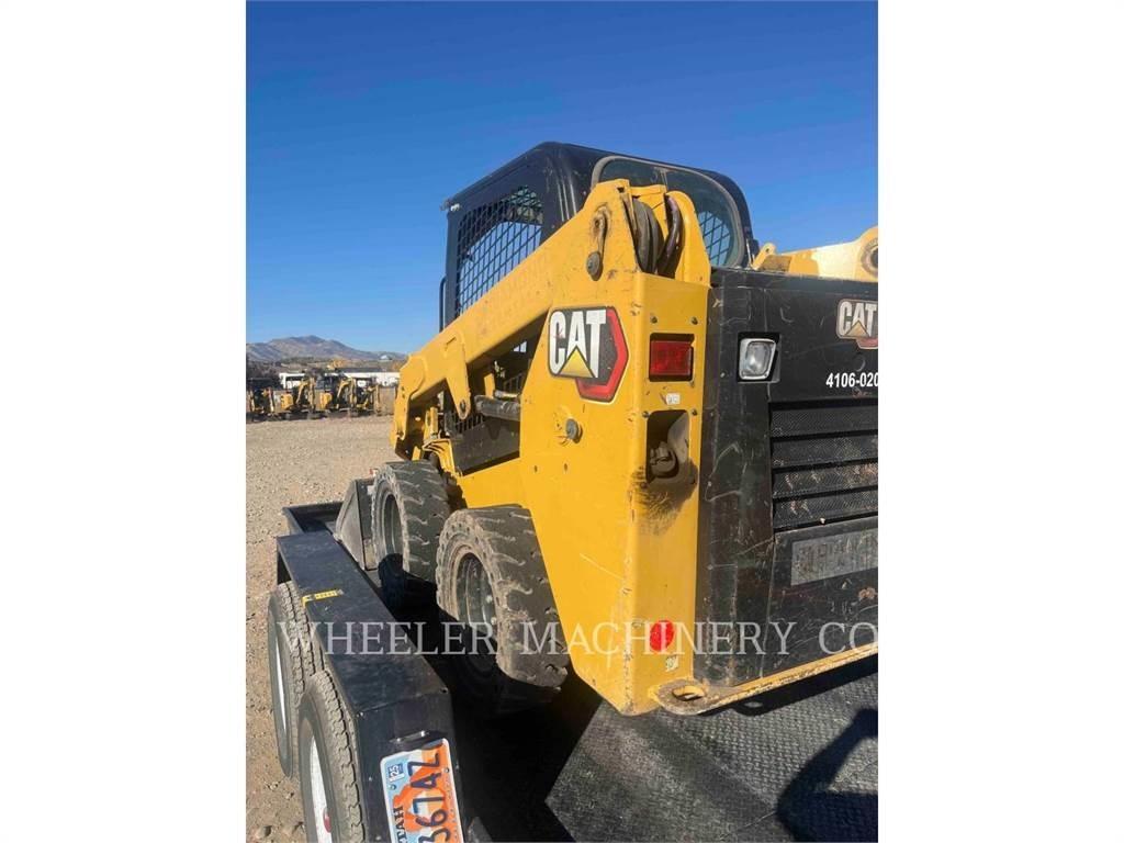 CAT 226D3 C1H2 لوادر انزلاقية التوجيه