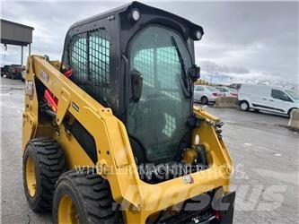 CAT 226D3 C3H2 لوادر انزلاقية التوجيه