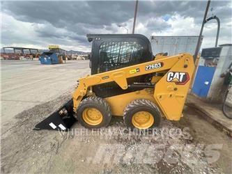 CAT 226D3 C3H2 لوادر انزلاقية التوجيه