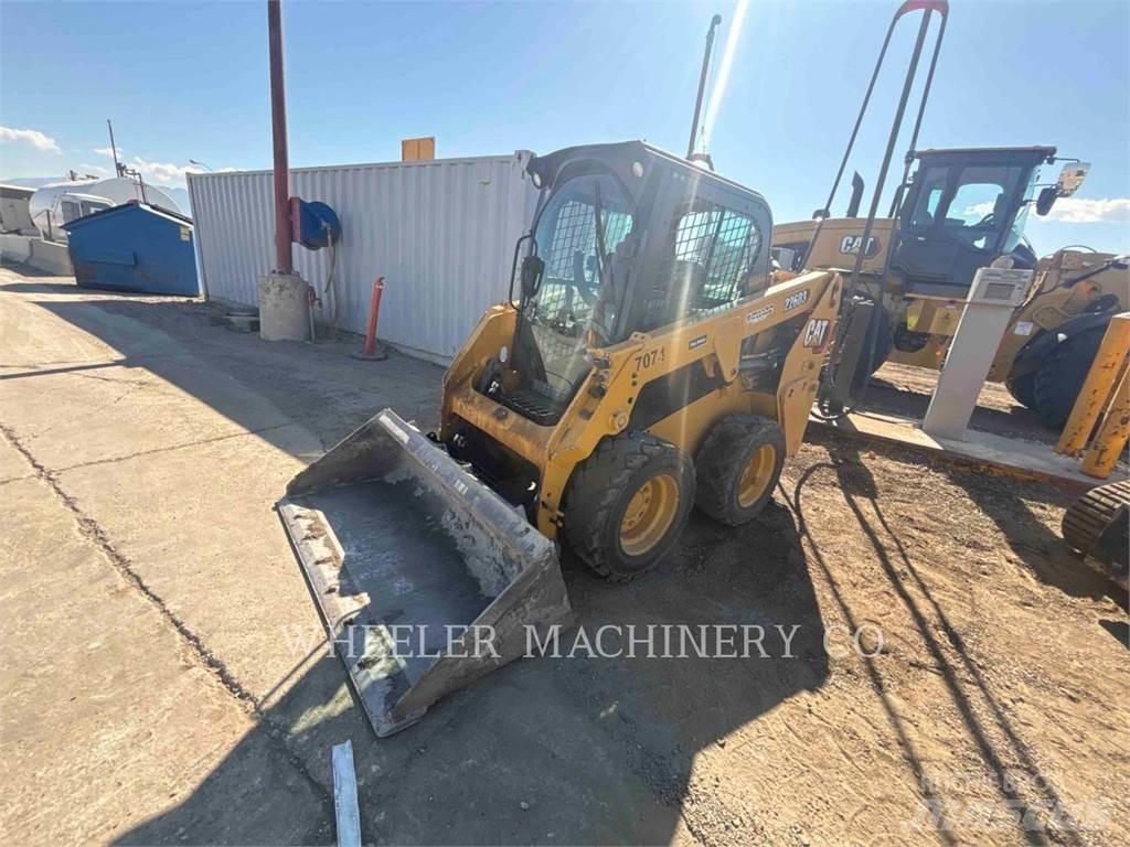 CAT 226D3 C3H2 لوادر انزلاقية التوجيه