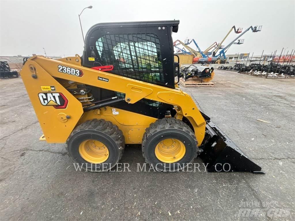CAT 236D3 C3H2 لوادر انزلاقية التوجيه