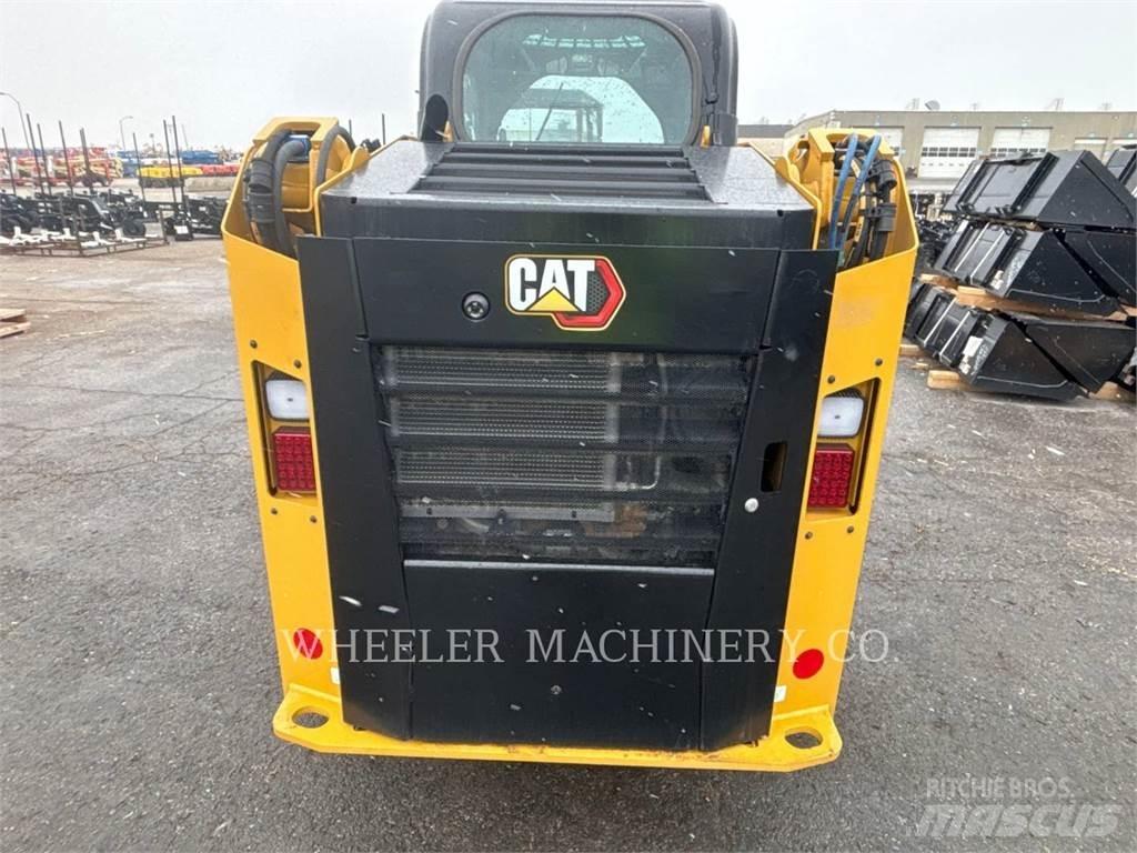 CAT 236D3 C3H2 لوادر انزلاقية التوجيه