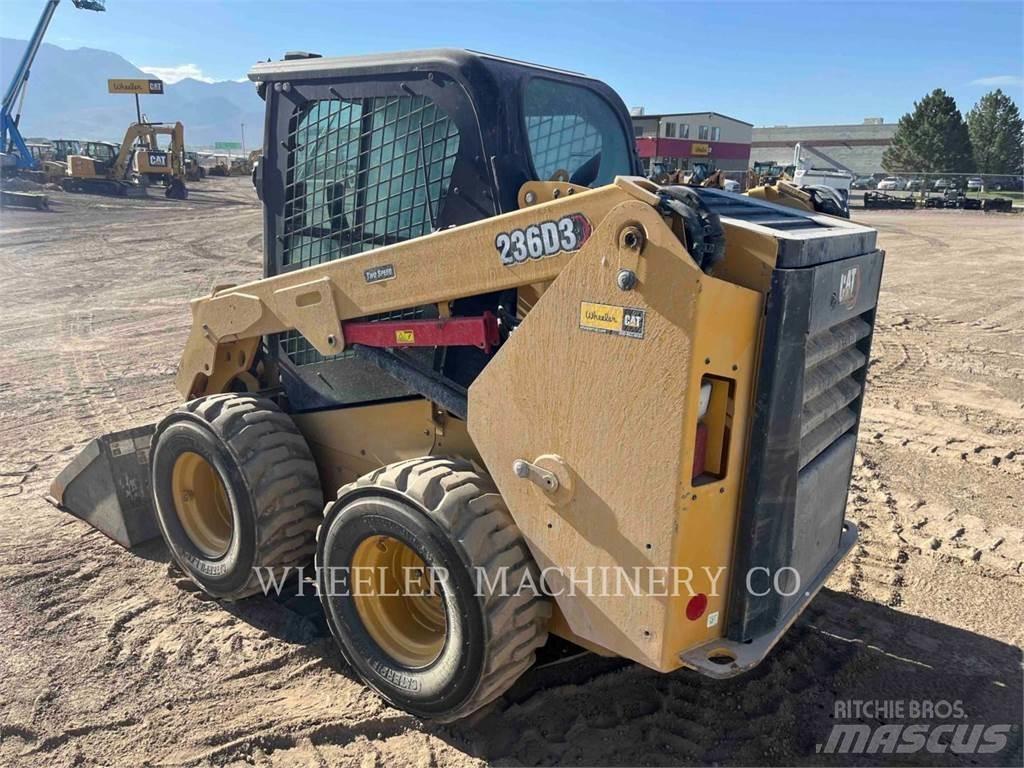 CAT 236D3 C3H2 لوادر انزلاقية التوجيه