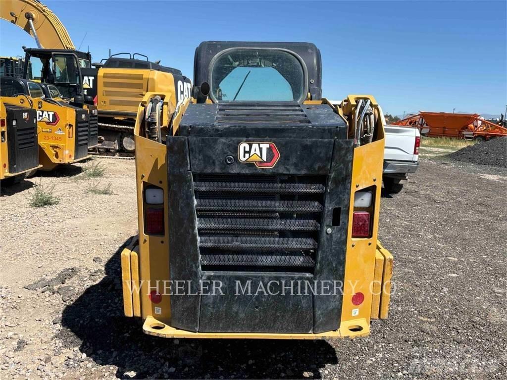 CAT 236D3 C3H2 لوادر انزلاقية التوجيه
