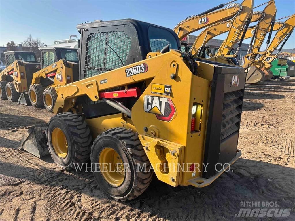 CAT 236D3 C3H2 لوادر انزلاقية التوجيه