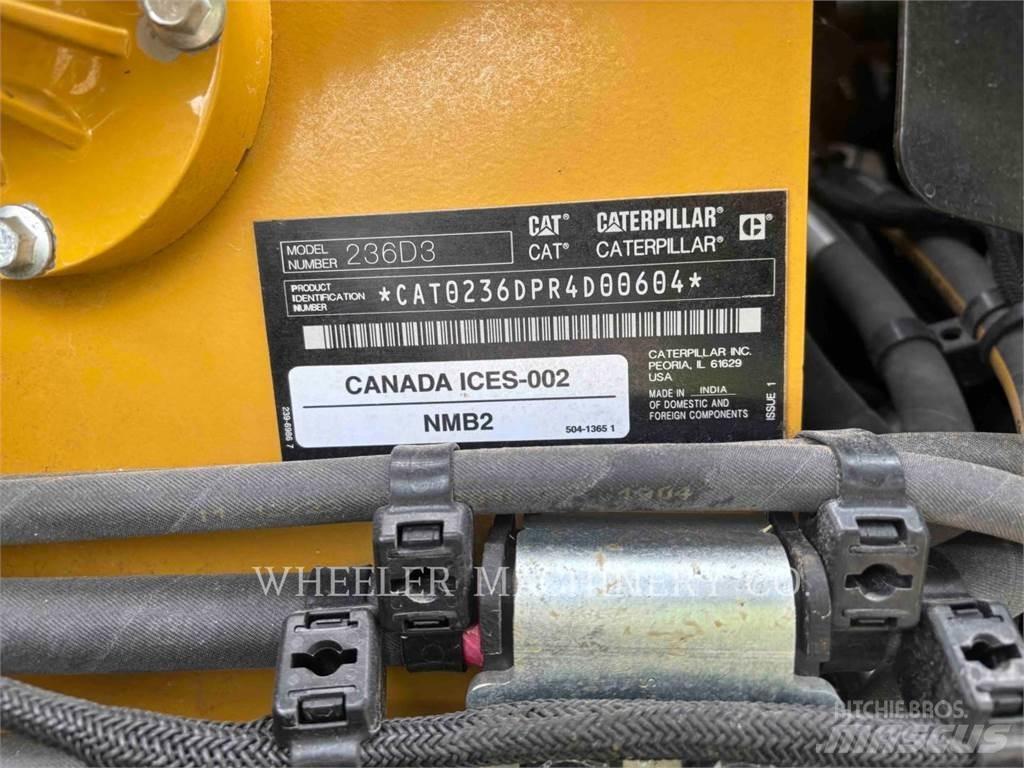 CAT 236D3 C3H2 لوادر انزلاقية التوجيه