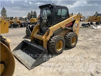 CAT 236D3 H2CB لوادر انزلاقية التوجيه