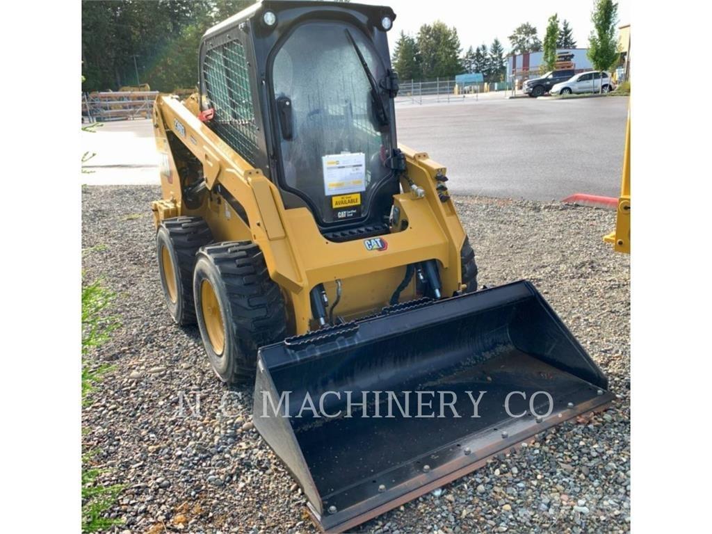 CAT 236D3 H2CB لوادر انزلاقية التوجيه