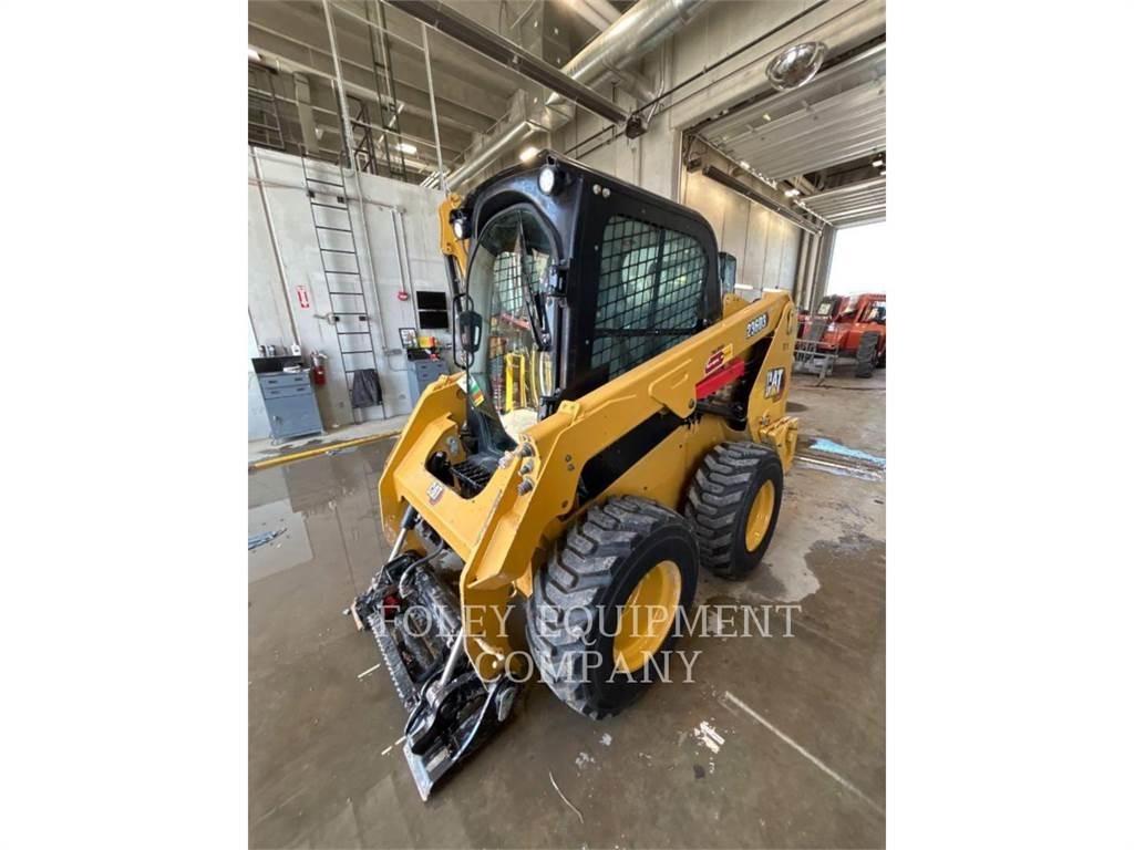 CAT 236D3STD2C لوادر انزلاقية التوجيه