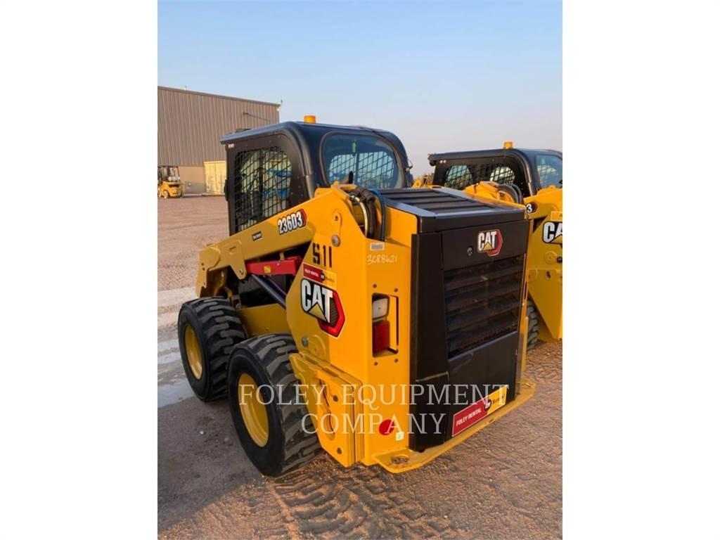 CAT 236D3STD2C لوادر انزلاقية التوجيه