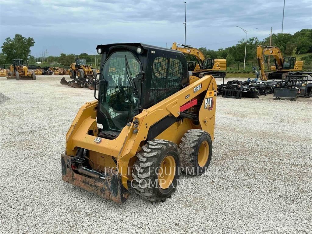 CAT 236D3STD2C لوادر انزلاقية التوجيه