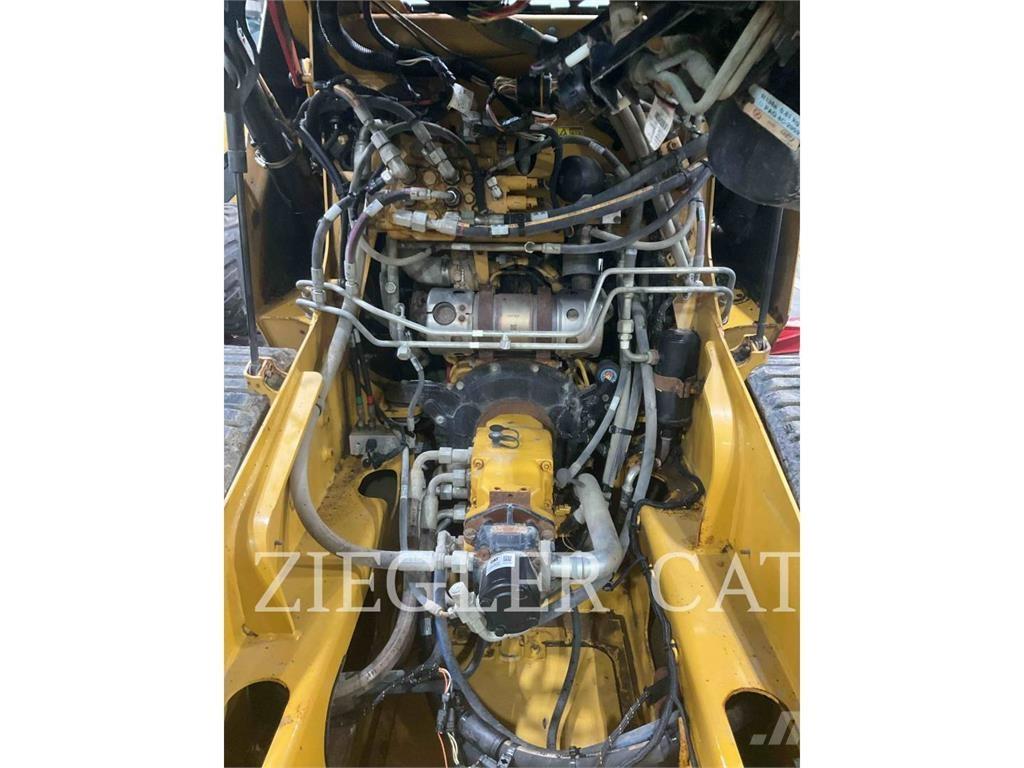 CAT 239D لوادر زحافة