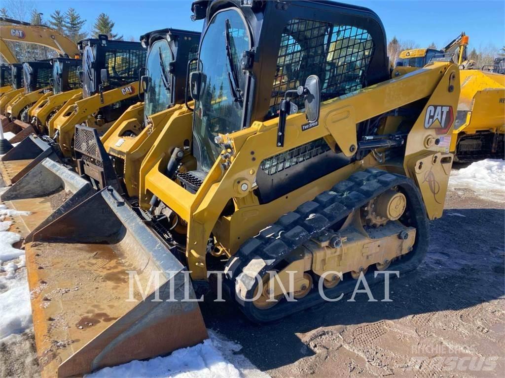 CAT 239D3 لوادر زحافة