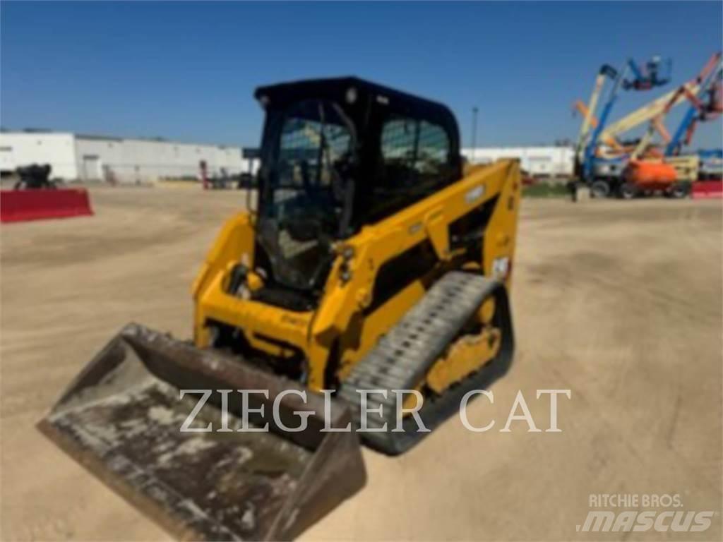 CAT 239D3 لوادر زحافة