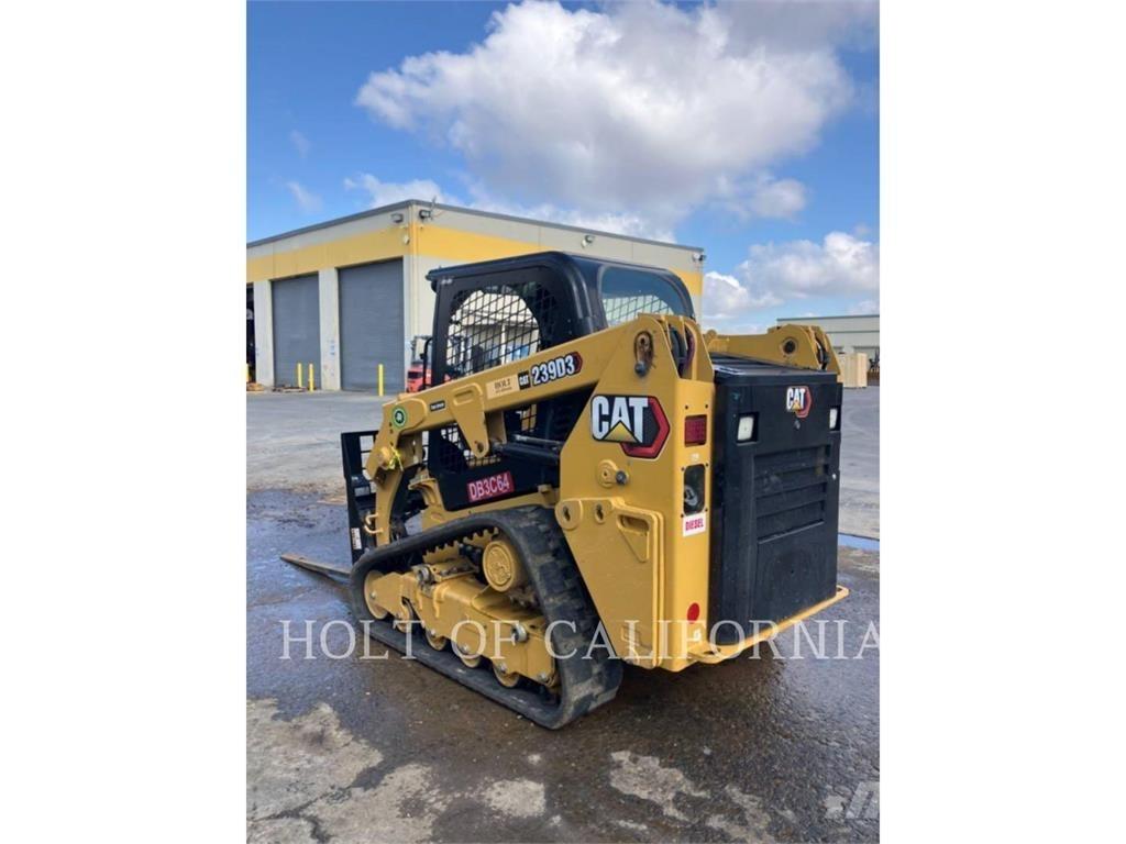 CAT 239D3 لوادر زحافة