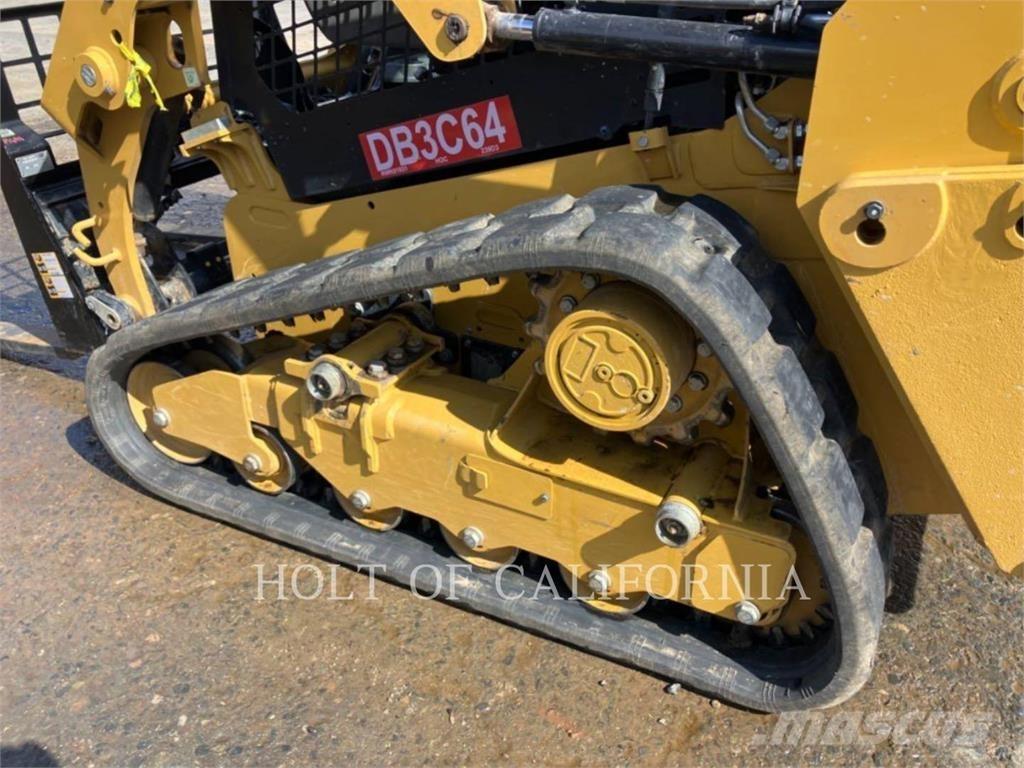 CAT 239D3 لوادر زحافة