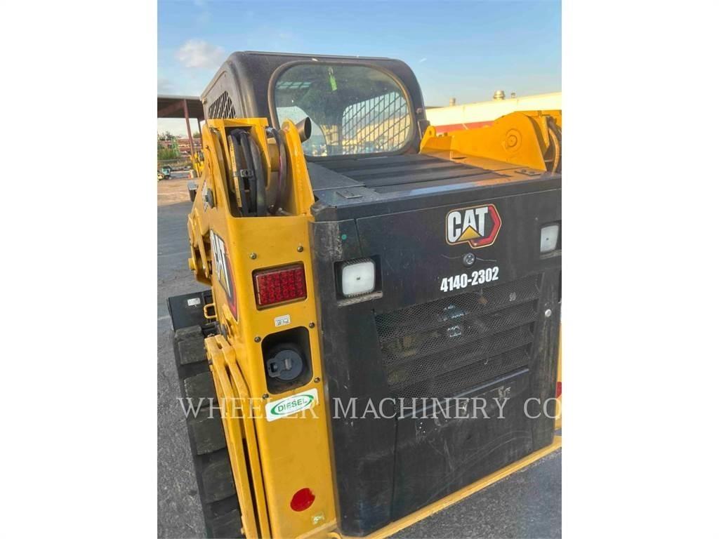 CAT 239D3 C1H2 لوادر زحافة