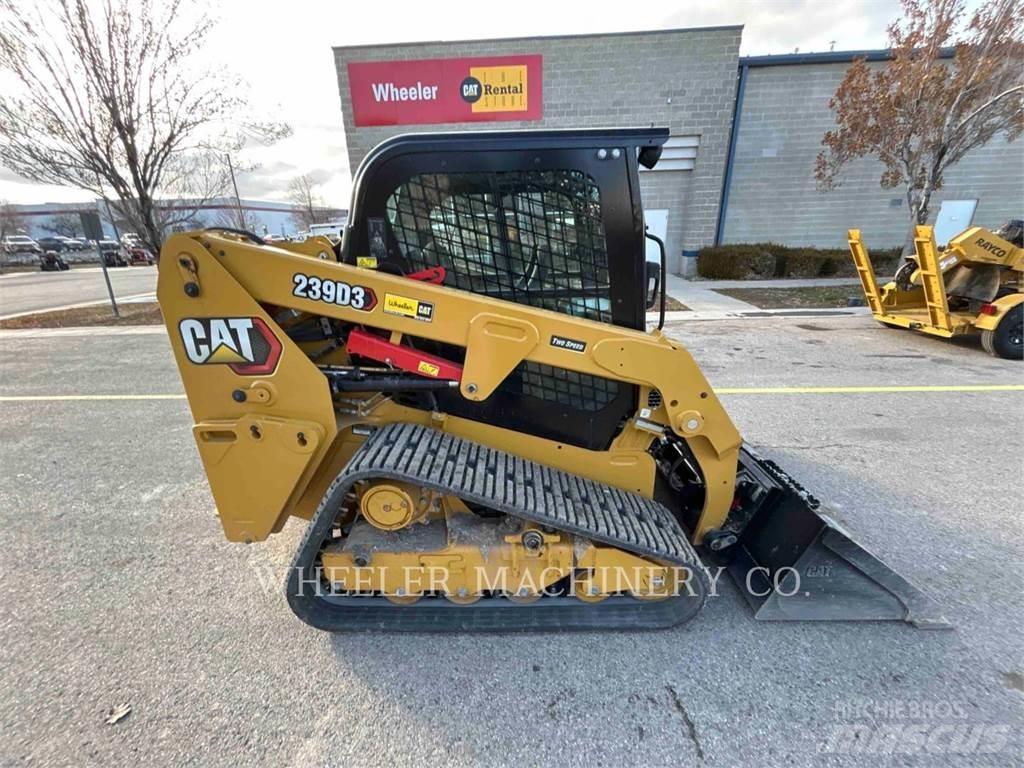 CAT 239D3 C1H2 لوادر زحافة