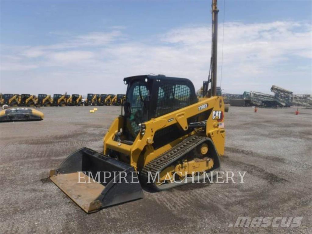 CAT 239D3-TL لوادر انزلاقية التوجيه