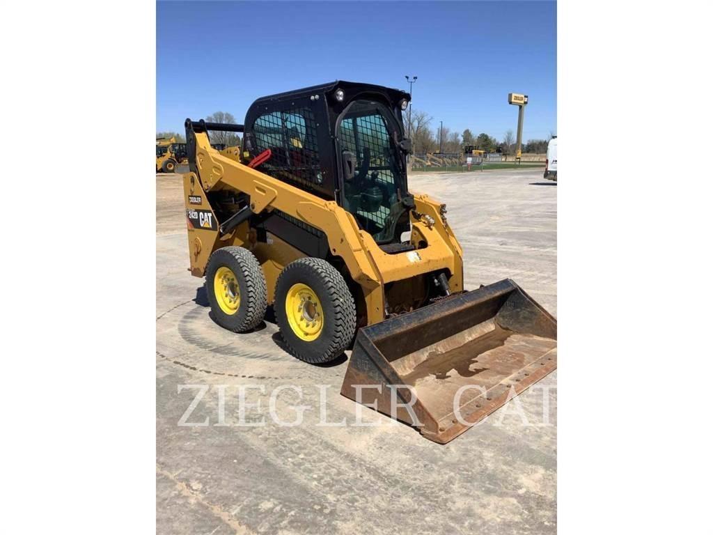 CAT 242D لوادر انزلاقية التوجيه