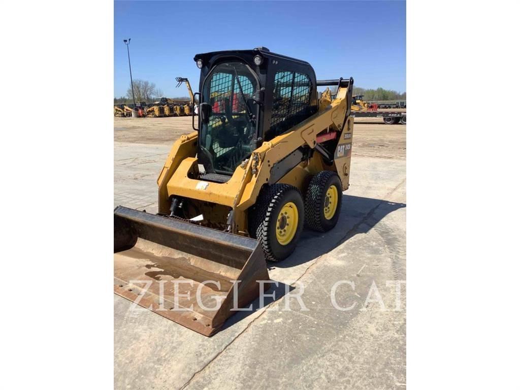 CAT 242D لوادر انزلاقية التوجيه