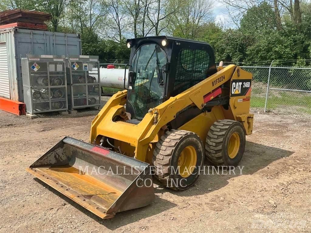 CAT 246D لوادر انزلاقية التوجيه