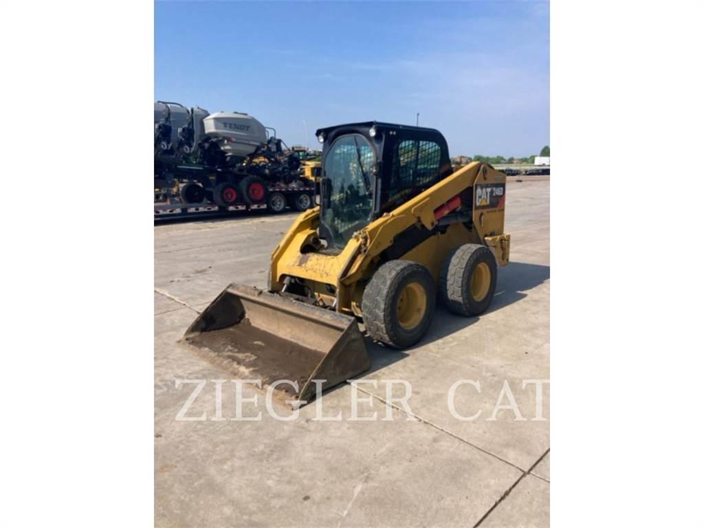CAT 246D لوادر انزلاقية التوجيه